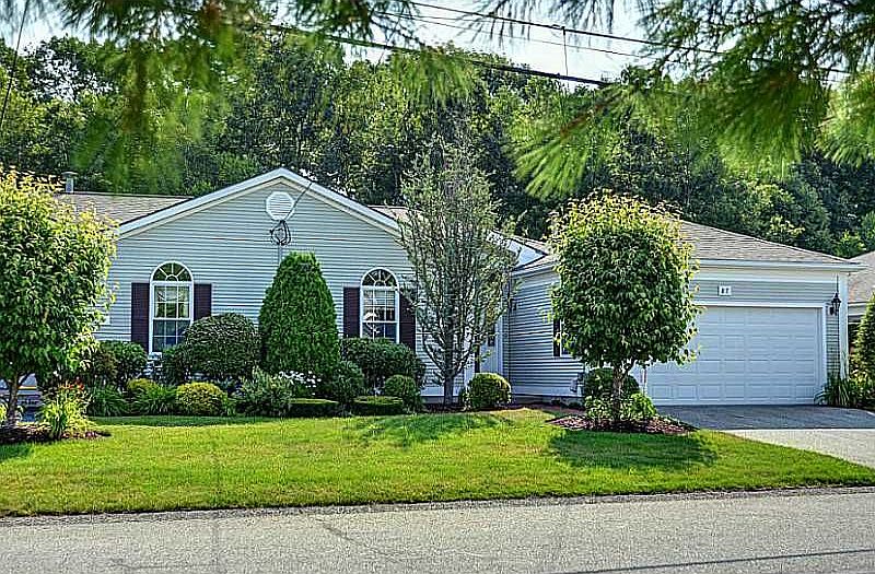1st image of 87 Orchard Meadows Dr