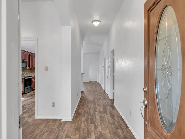 28223 Fantail Dr — Photo 2