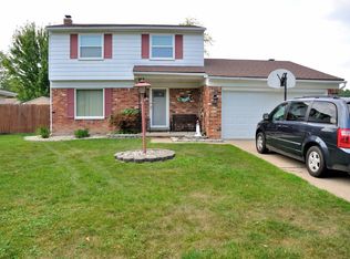 50041 Vinecrest Ln, Chesterfield, MI 48047