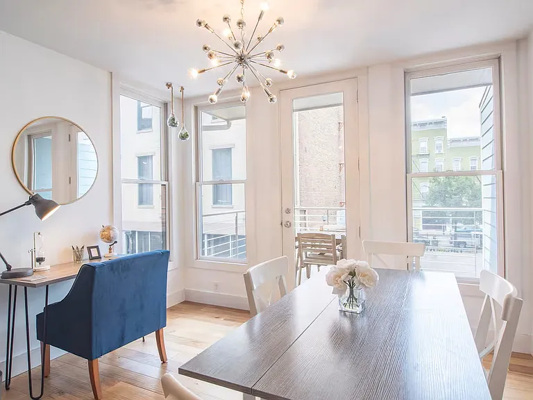 1223 Jackson St #2 — Photo 10