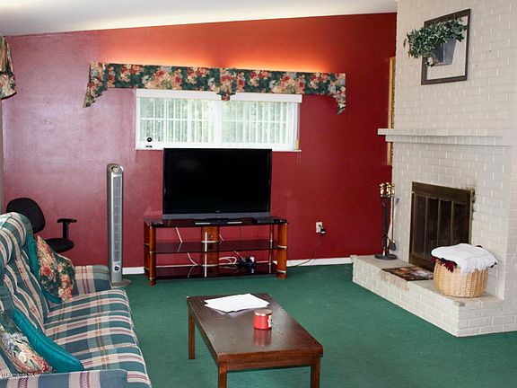 4th image of 710 Fernwood Dr