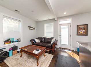 858 N Hermitage Ave #3R, Chicago, IL 60622