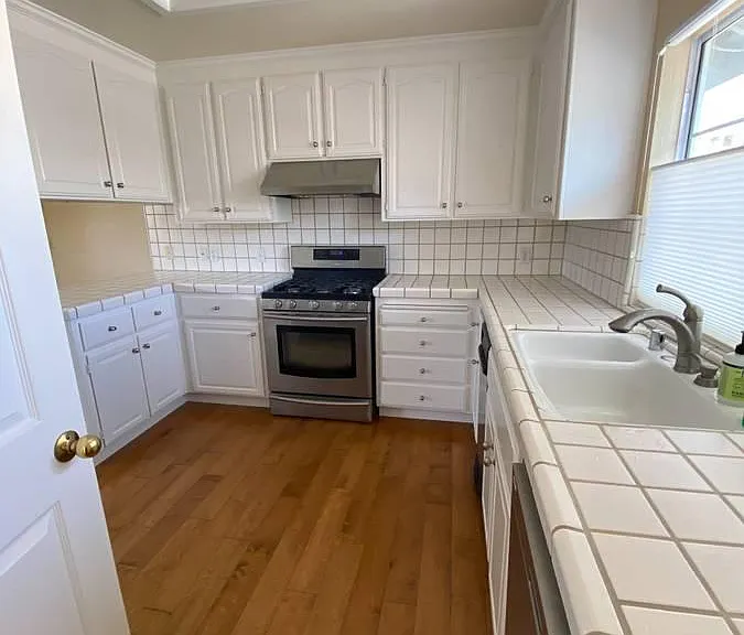 470 Gabilan St #3 — Photo 9