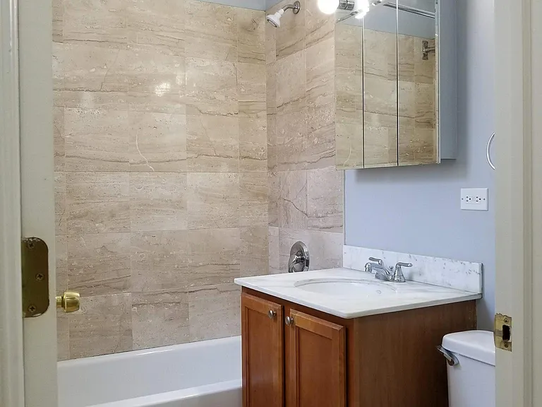 4900 N Lawndale Ave #3 — Photo 10