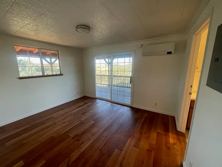 4425 Coyote Creek Ln — Photo 6