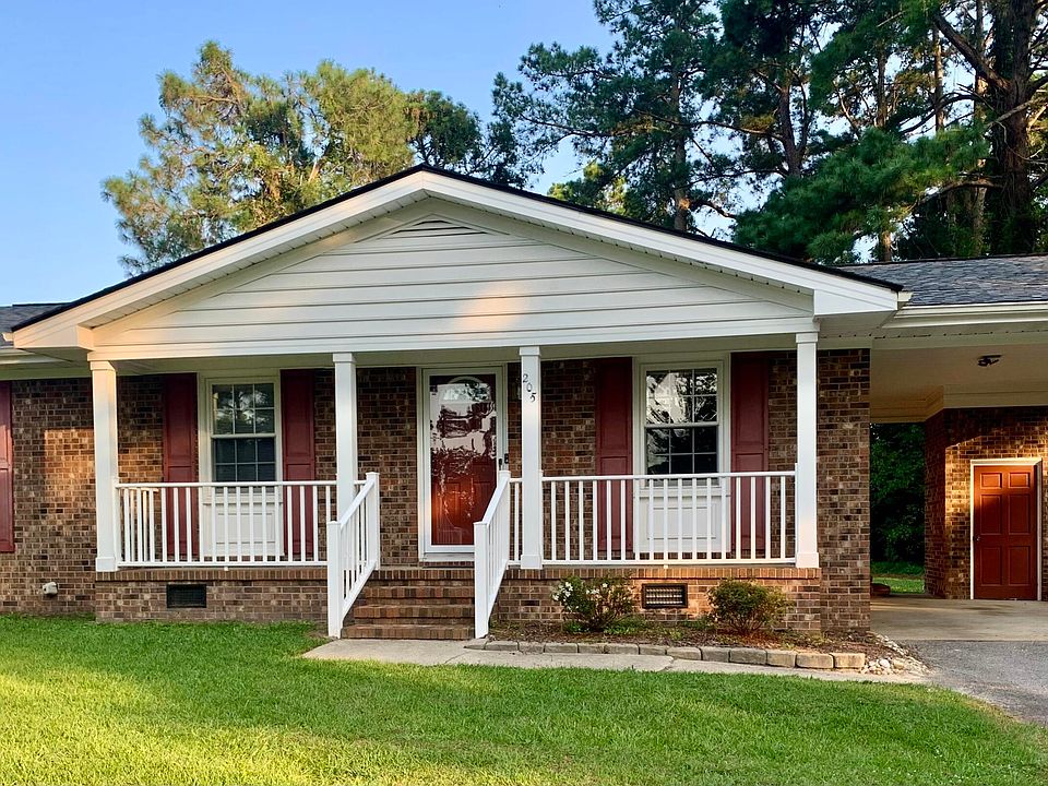 1st image of 205 Fairway Drive