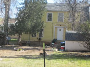 538 Lincoln Ave, Hot Springs, SD 57747