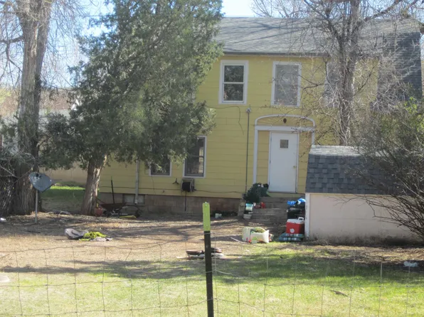 538 Lincoln Ave, Hot Springs, SD 57747