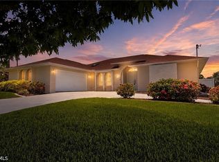 2223 SE 10th Ln, Cape Coral, FL 33990