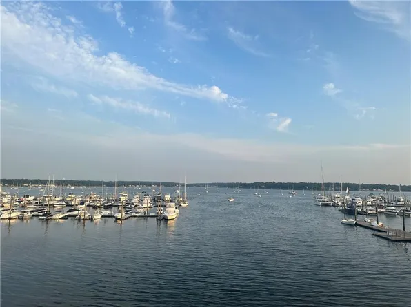 9 The Crows Nest, Port Washington, NY 11050