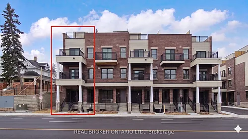 15100 Yonge St N #216 Photo 1