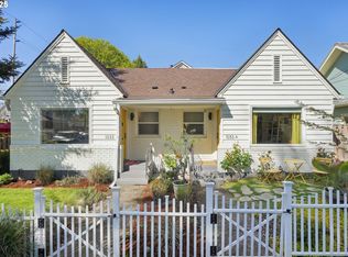 1035 SE 16th Ave, Portland, OR 97214