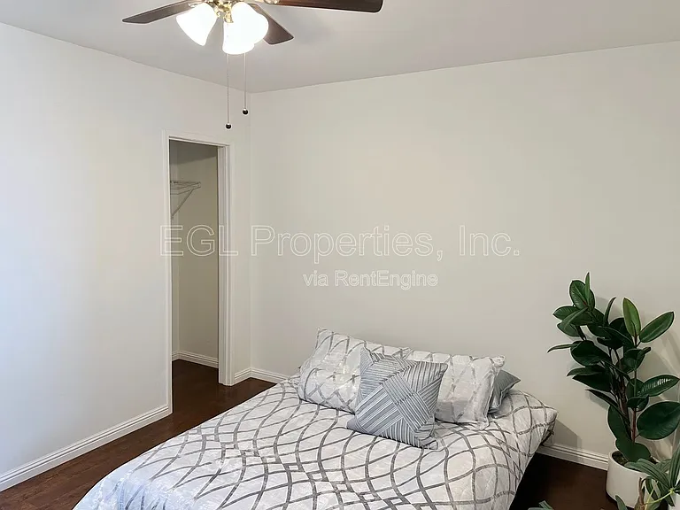 5122 Lemon Grove Ave — Photo 10