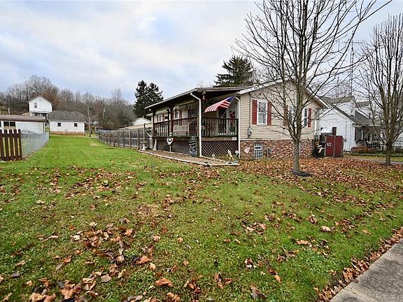 2nd image of 249 Wood St