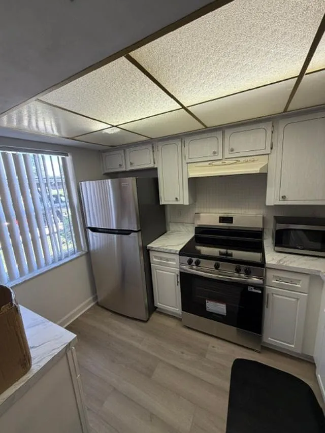 2 bed, 1080 sqft, $1,500 — Photo 2