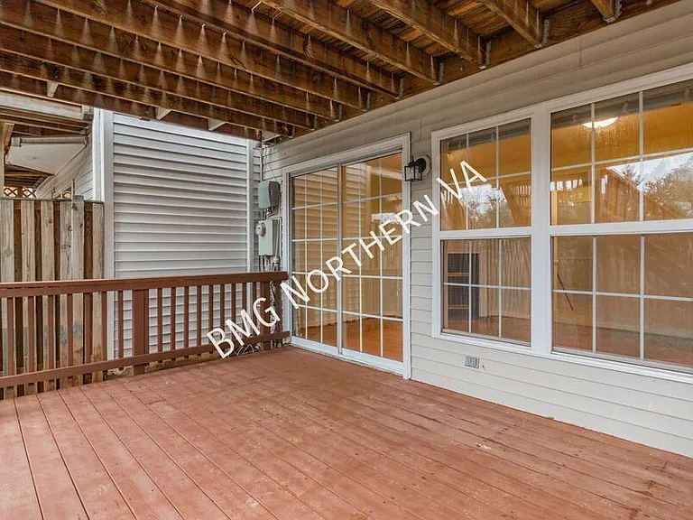 44126 Tippecanoe Ter — Photo 25