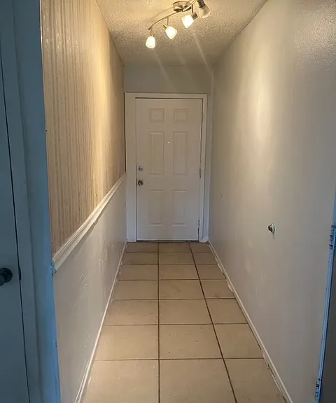 1211 Brush Creek Dr — Photo 27