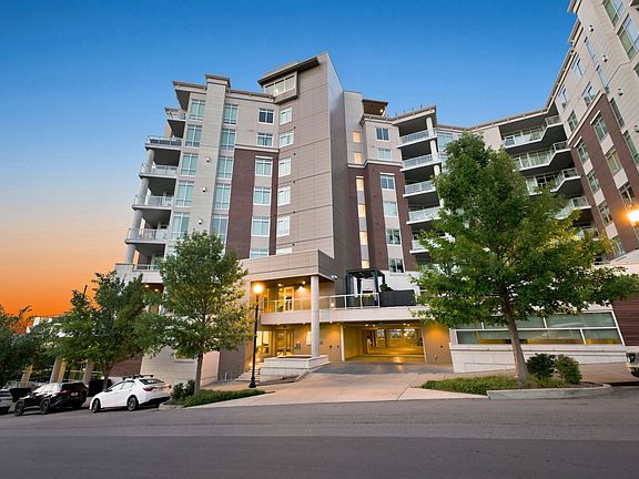 5th image of 20 Rutledge St APT 411