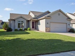 6810 Country Ln, Madison, WI 53719