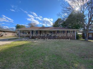 3334 Crescent Dr, Bessemer, AL 35023