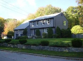 230 Spring Valley Dr, East Greenwich, RI 02818