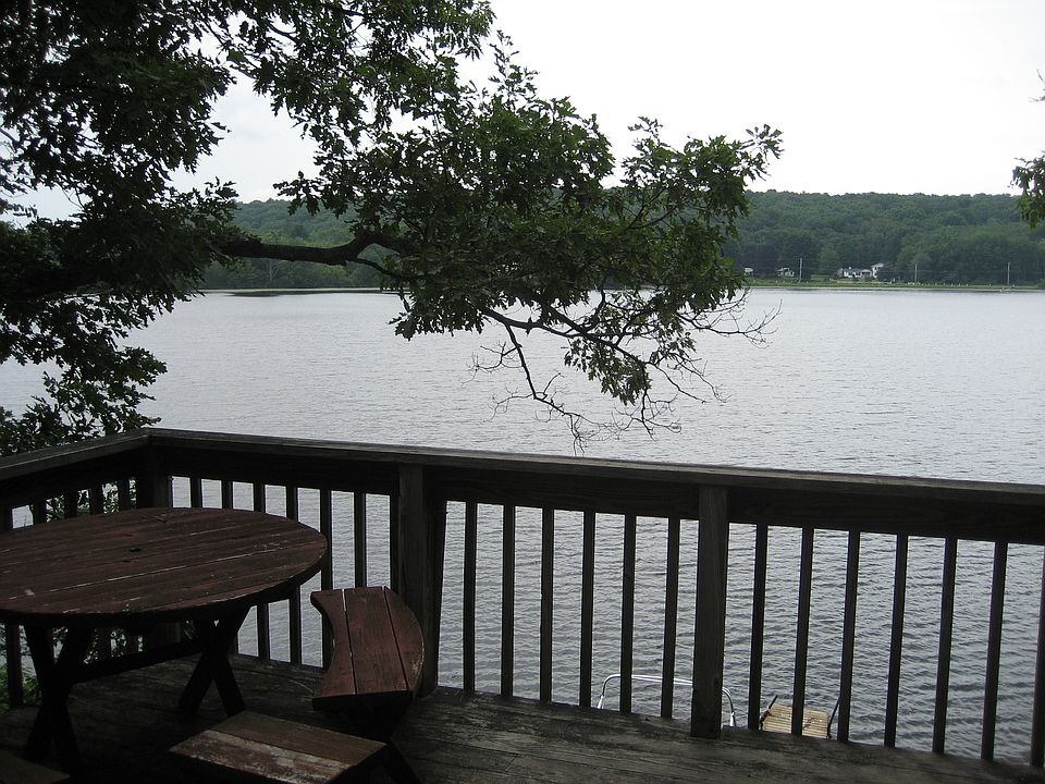 1st image of 73 Cubles Dr