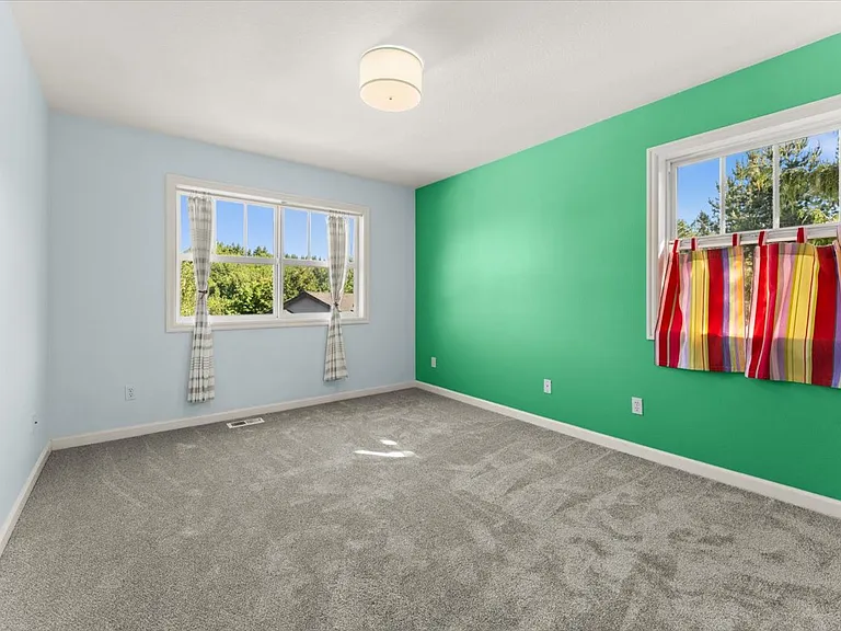 2352 NW Brewer Ln — Photo 35