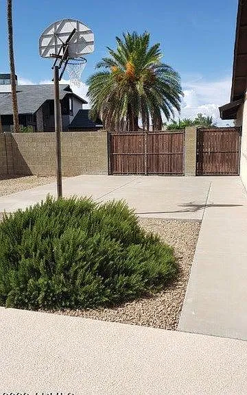 3627 W Aire Libre Ave — Photo 10