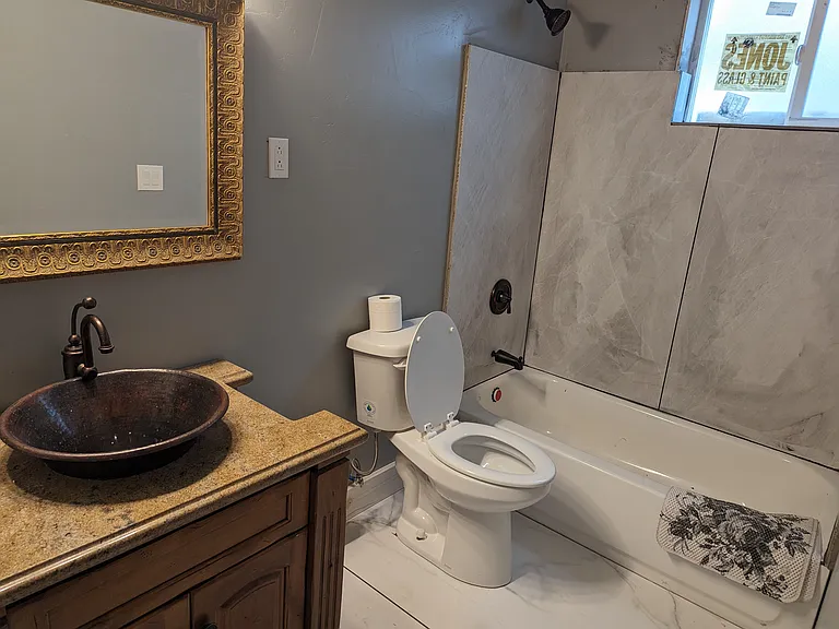 175 W 200 S — Photo 28