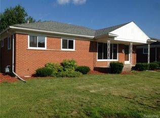 6845 N Charlesworth St, Dearborn Heights, MI 48127