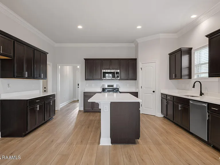 106 Bejeweled Ave — Photo 9