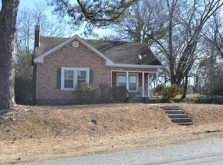 551 Elkahatchee St, Alexander City, AL 35010