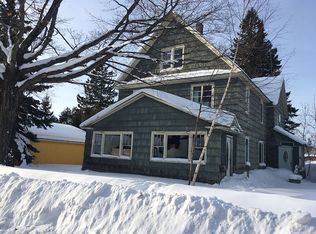 111 8th St, Calumet, MI 49913