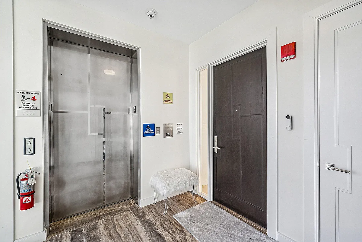 Building Photo - 3550 S Ocean Blvd #5-E