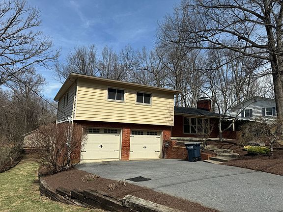 3rd image of 1163 Westmoreland Dr