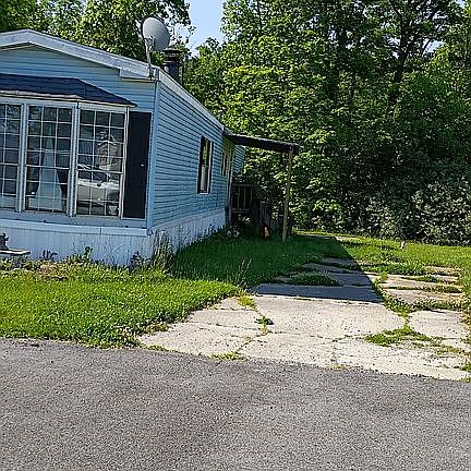 2nd image of 134 Musket Cir