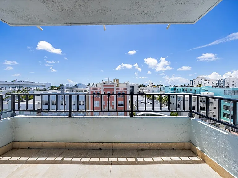 720 Collins Ave #603 — Photo 22