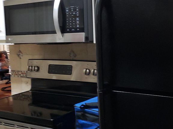 2nd image of 203 Carolina St APT 1