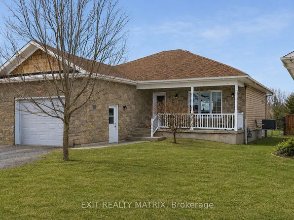 109 Royal Ct, The Nation, ON K0A 2M0