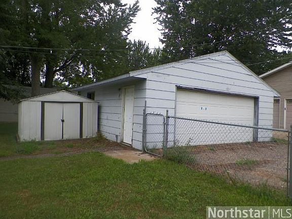 3rd image of 838 Portland Ave
