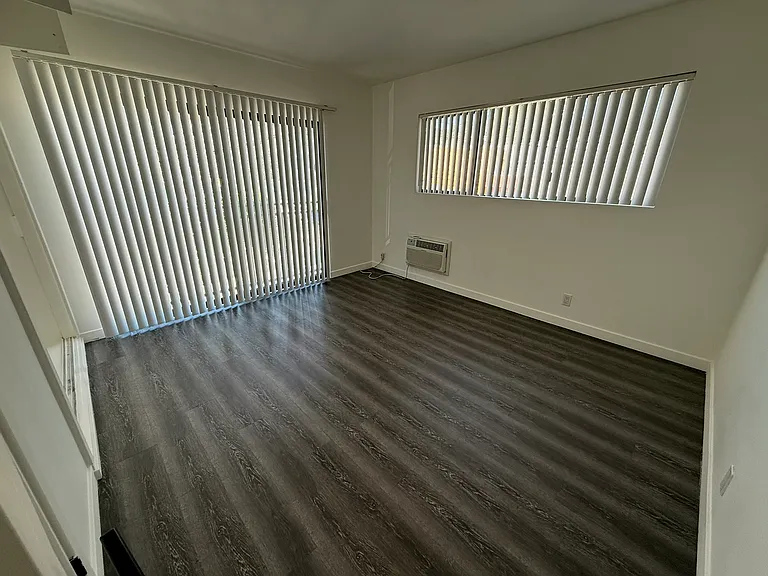 6666 Yucca St #12 — Photo 7