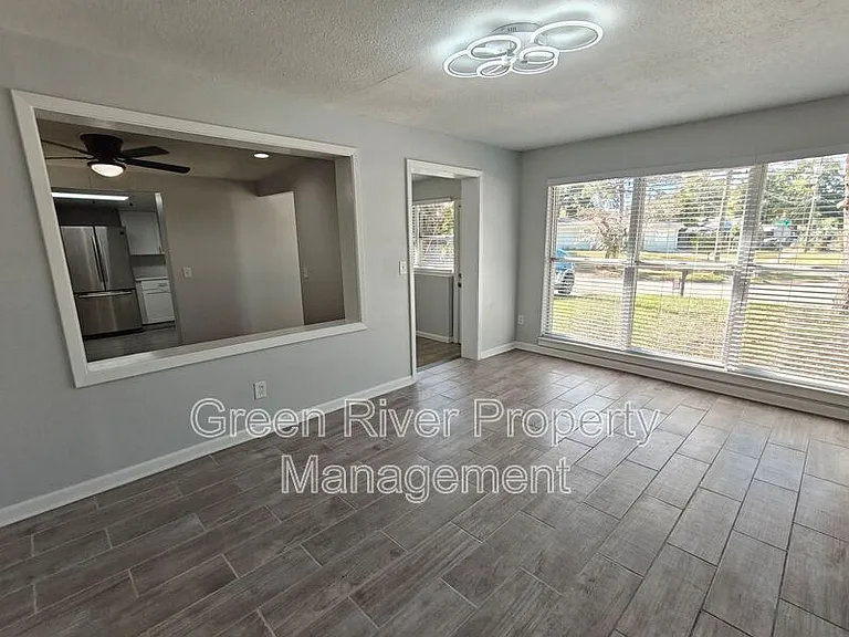 2921 Mansion Rd — Photo 9