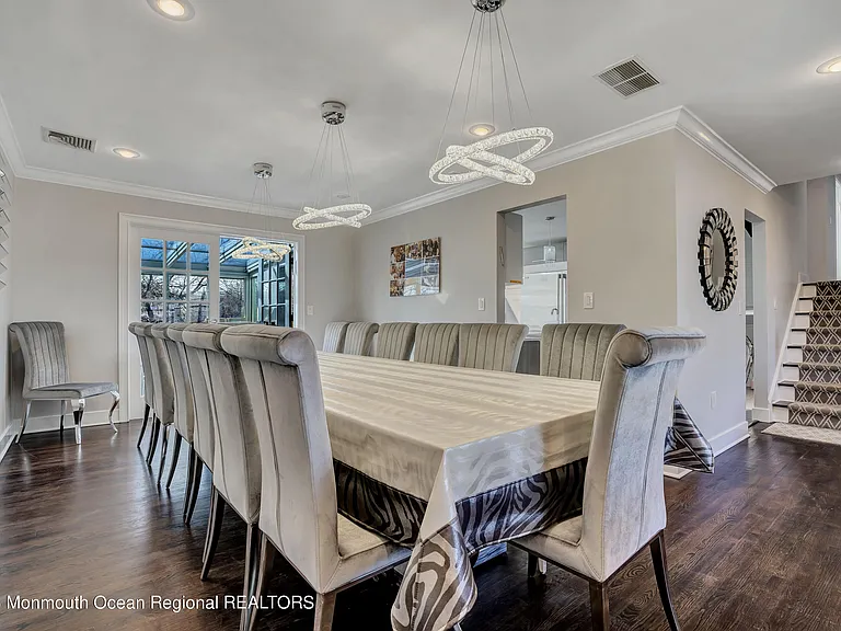278 Lake Ave — Photo 5