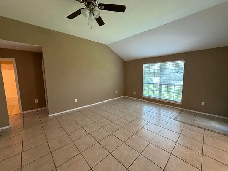 10209 Lilac Ln #B — Photo 15