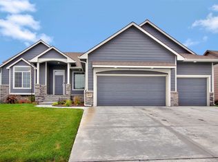 2619 N Bluestone St, Andover, KS 67002