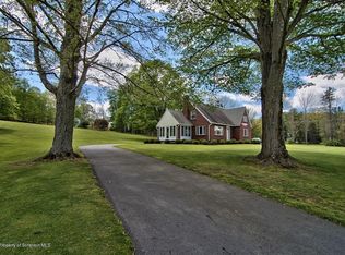 500 Clinton St, Waverly Township, PA 18414