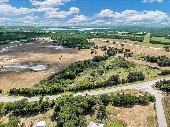 3rd image of 1066 Ranch Vista Rd