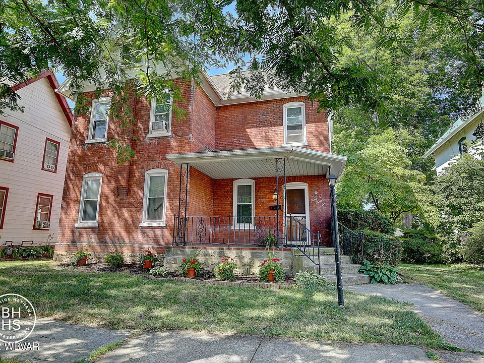 1st image of 332 Percy St #S
