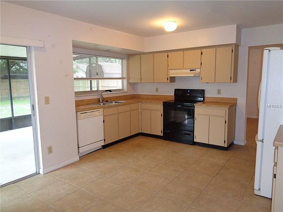 4th image of 6911 Spanish Moss Cir
