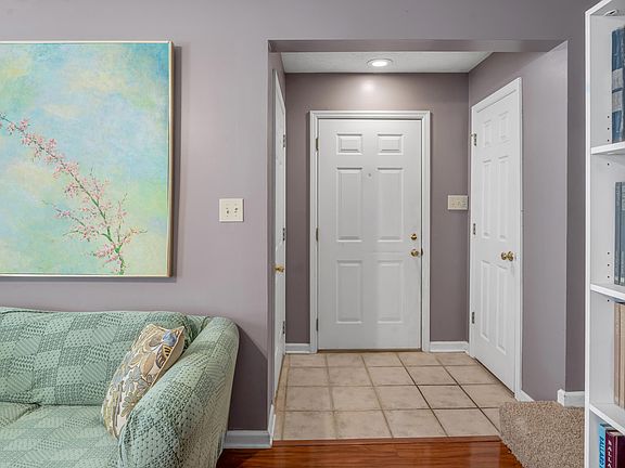 5th image of 1527 Lindy Ln